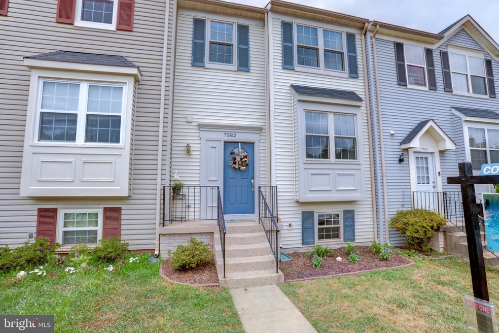 7582 Thurston Ln, Manassas, VA 20111 - photo 1