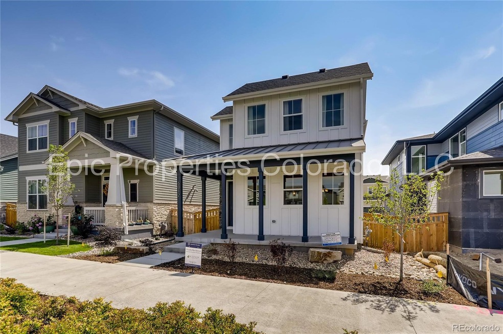 6012 N Netherland Ct, Aurora, CO 80019 - photo 1