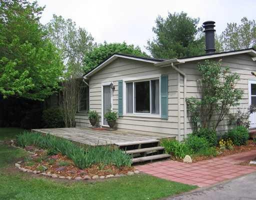 4919 S Maple Rd, Ann Arbor, MI 48108 - photo 1