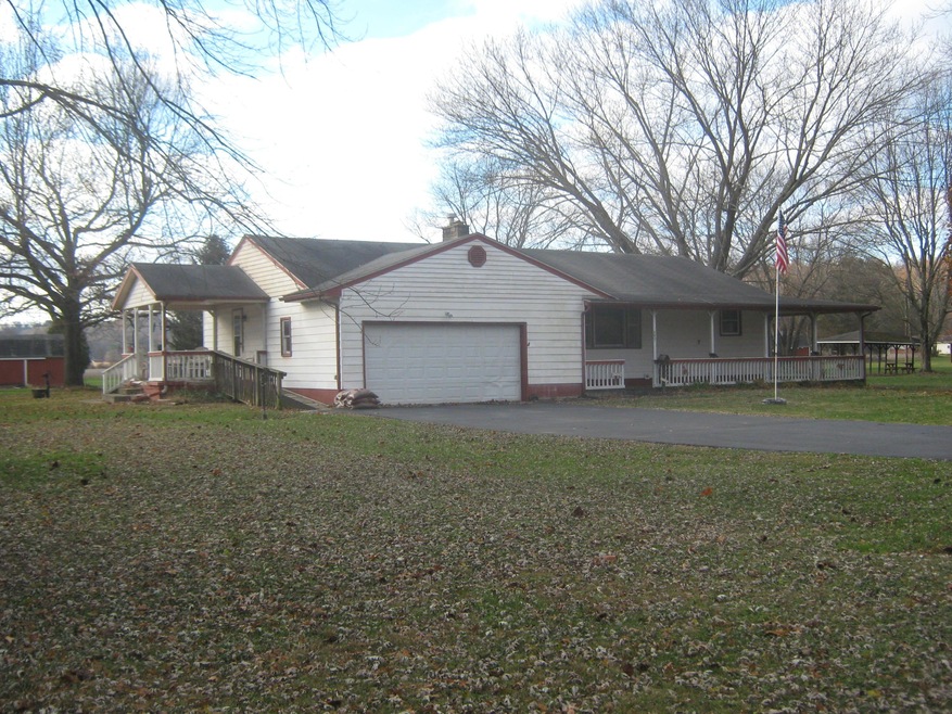 5651 Mason Dr SE, Lancaster, OH 43130 - photo 1