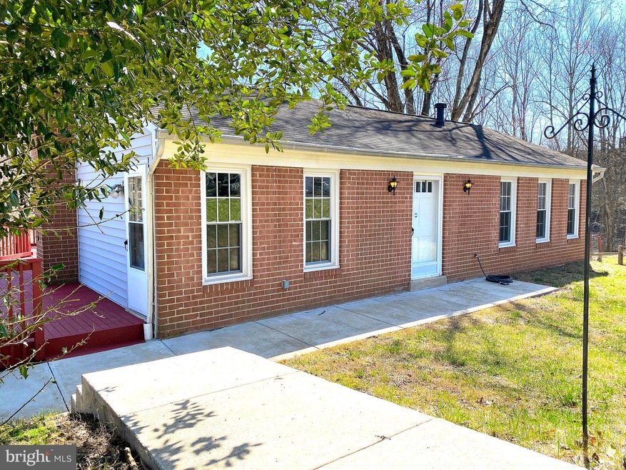 18953 Abbotsford Cir, Germantown, MD 20876 - photo 1