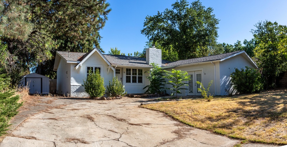 2188 Belladonna St, Redding, CA 96002 - photo 1