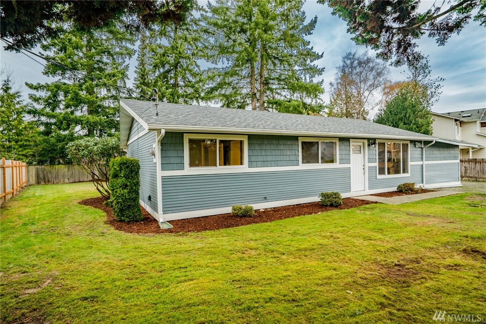 903 Center Rd, Everett, WA 98204 - photo 1