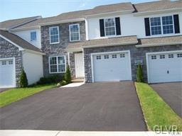 880 Fieldstone Trail, Easton, PA 18040 - photo 1
