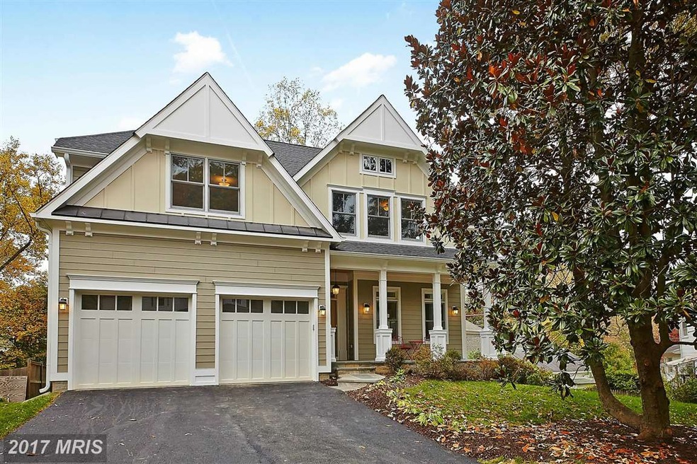 2134 Emilys Ln, Falls Church, VA 22043 - photo 1