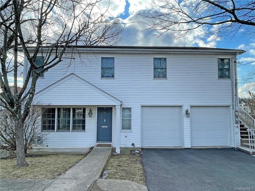 7 Clinton Place unit 1st Fl, Tuckahoe, NY 10707 - photo 1