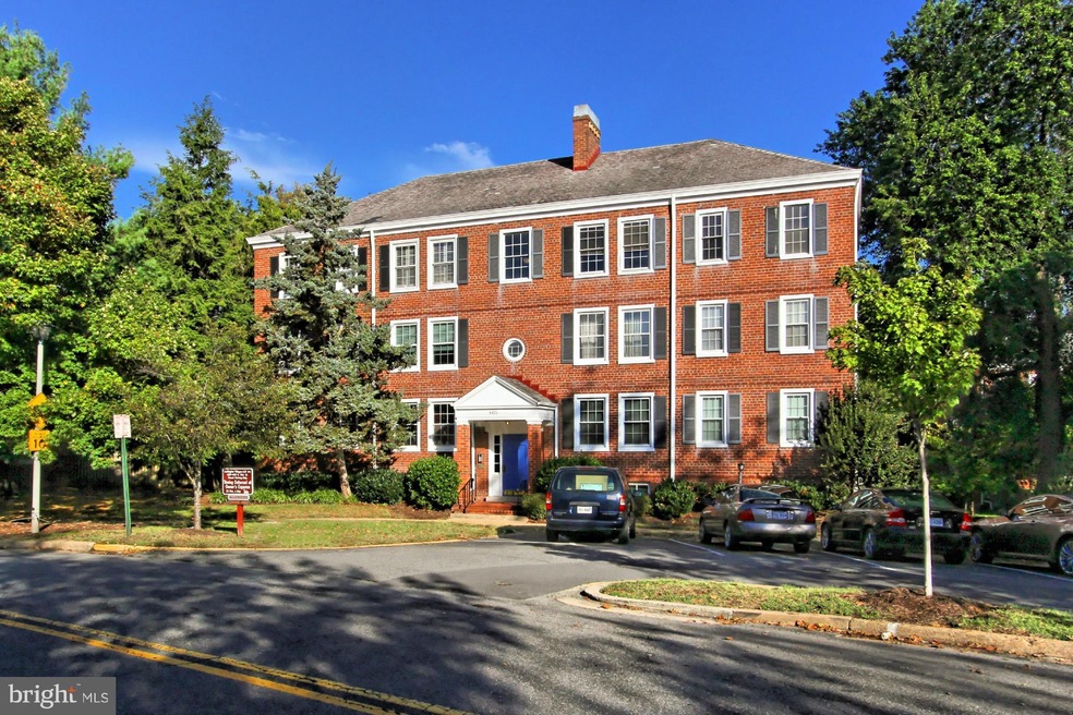 4821 31st St S unit C2, Arlington, VA 22206 - photo 1