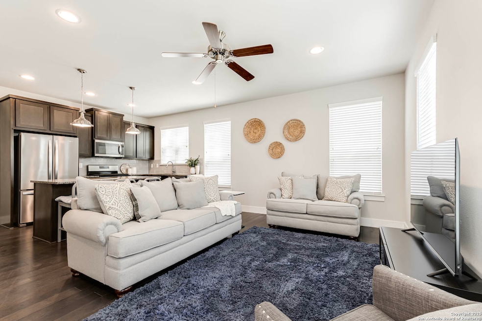 211 Claremont Ave unit 101, San Antonio, TX 78209 - photo 1