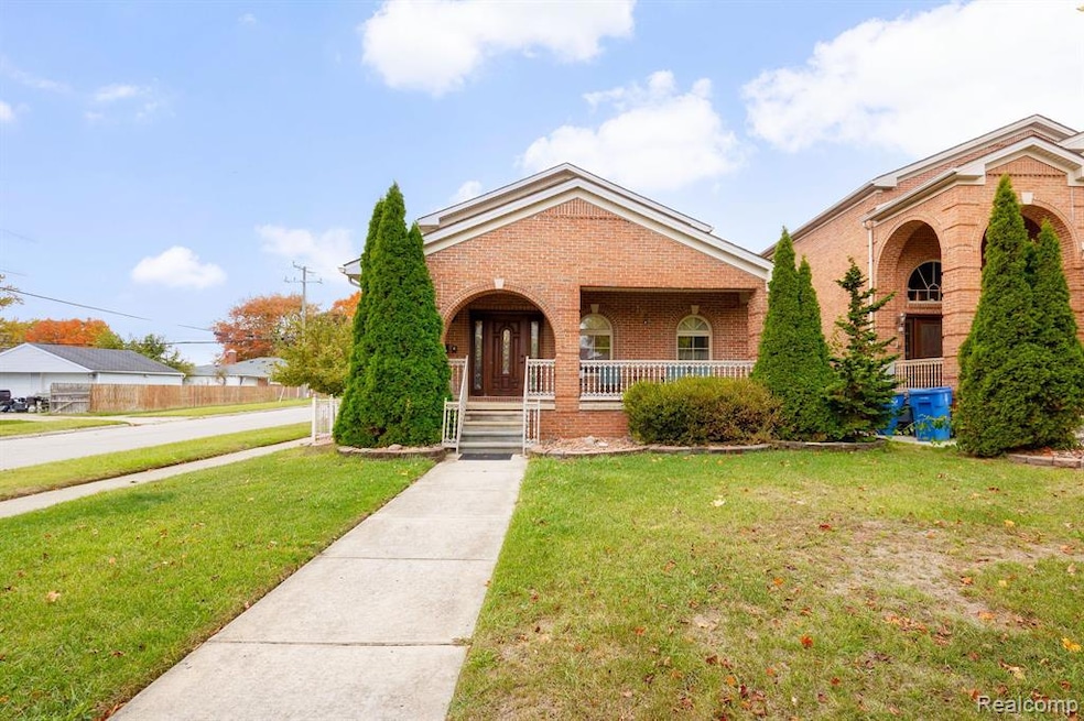 Under Contract $550,000