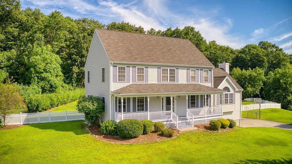 8 Falls Brook Rd, Hudson, MA 01749 - photo 1