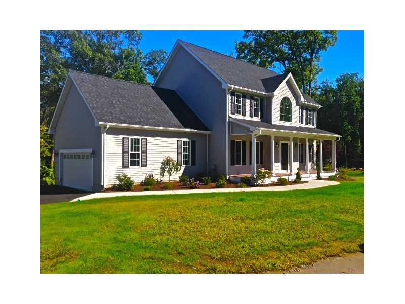 8 Vincent Way, Cumberland, RI 02864 - photo 1