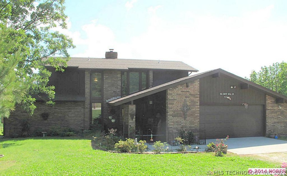 3bd/3.5 bath brick home on 13 1/2 acres