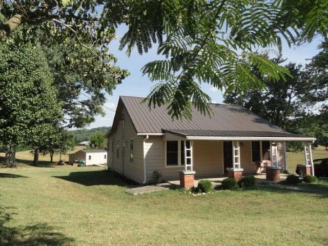 9450 Spring Creek Rd, Cookeville, TN 38506 - photo 1