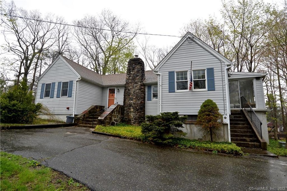 8 Oswego Rd, New Fairfield, CT 06812 - photo 1