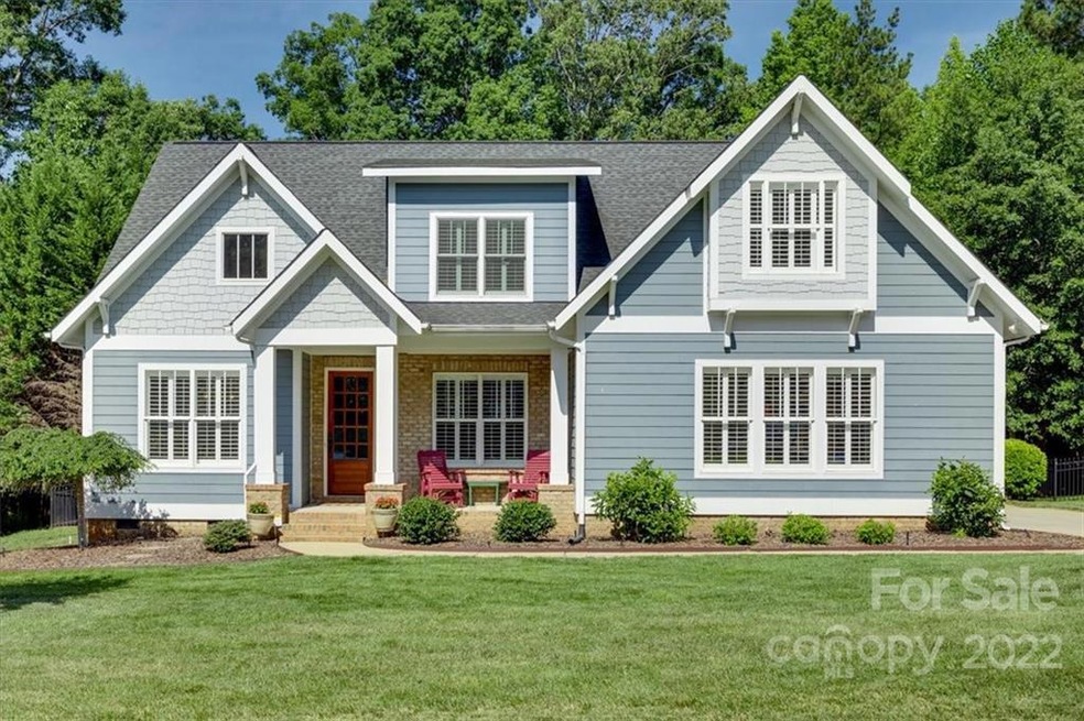 529 Spruce Hollow Ln, Clover, SC 29710 - photo 1