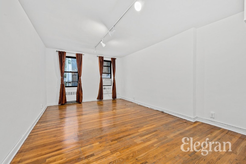 30 E 22nd St unit 4C, New York, NY 10010 - photo 1