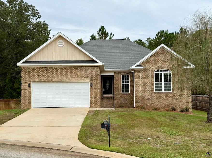 114 Lasso Dr, Warner Robins, GA 31088 - photo 1