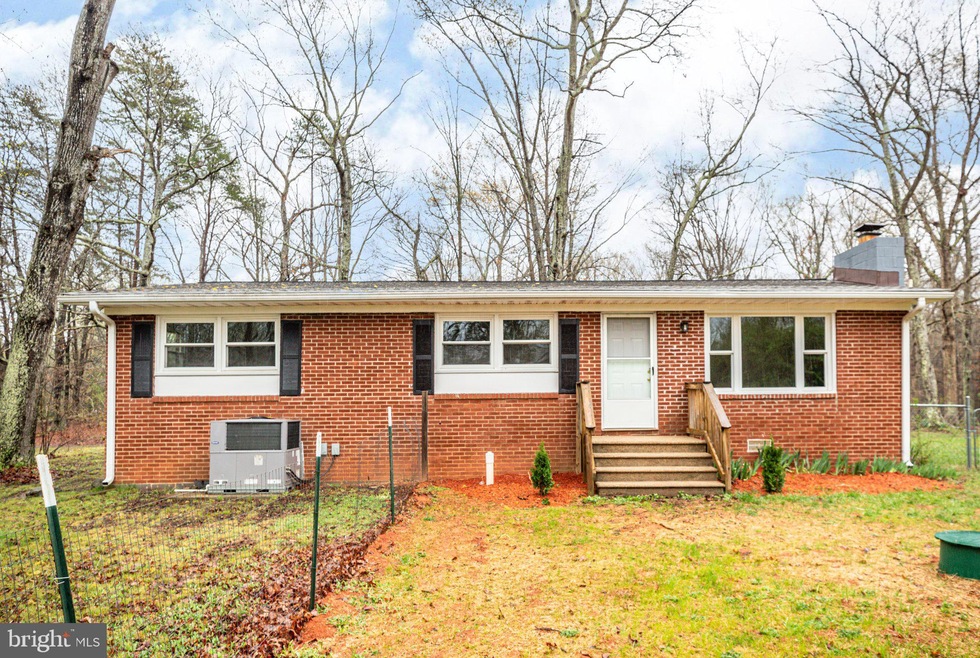 Sold $330,000 • Co-Listing Agent