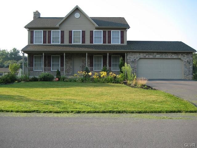 4659 Ash Dr, Nazareth, PA 18064 - photo 1