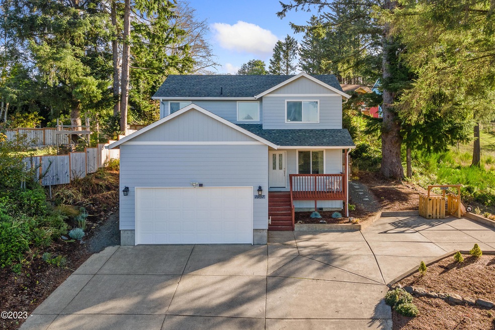 1957 SE 19th St, Lincoln City, OR 97367 - photo 1