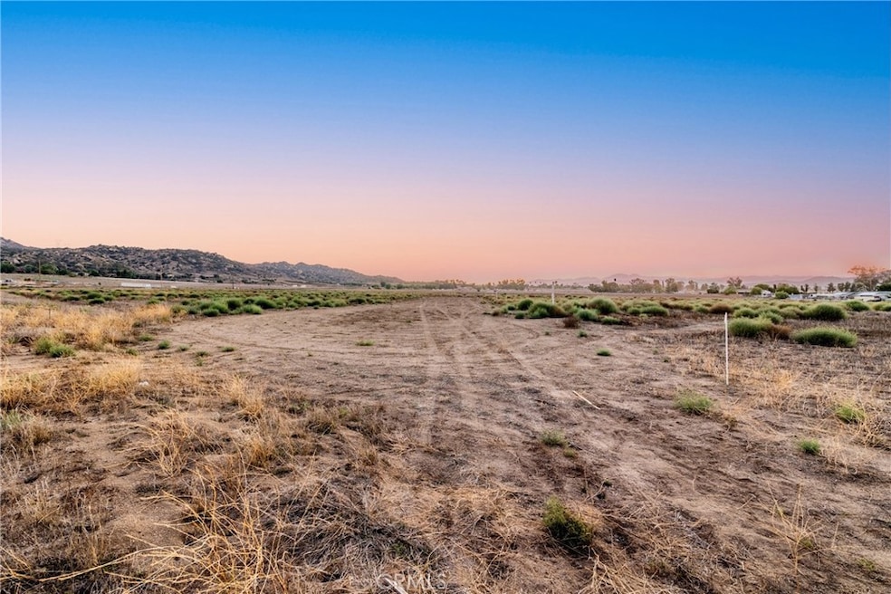 0 Converse Merger 4 Ave unit SW25020687, Nuevo, CA 92567 - photo 1