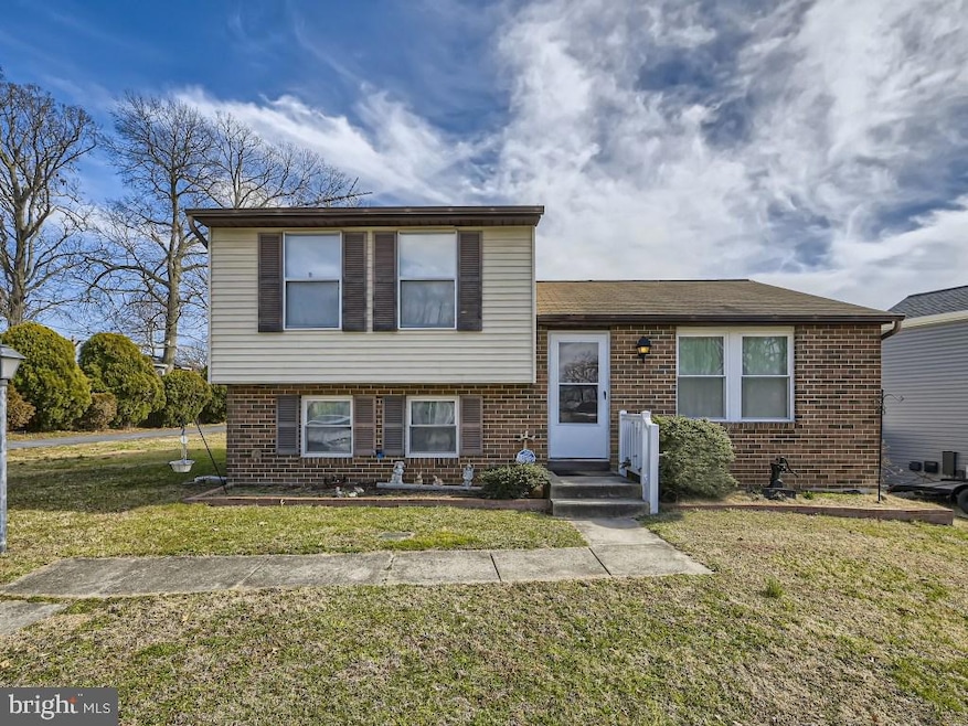 107 Sandhill Rd, Essex, MD 21221 - photo 1