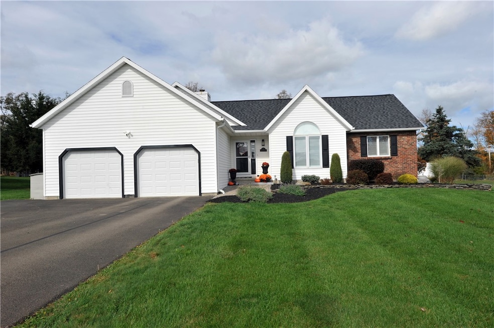 10 Lexington Run, Horseheads, NY 14845 - photo 1