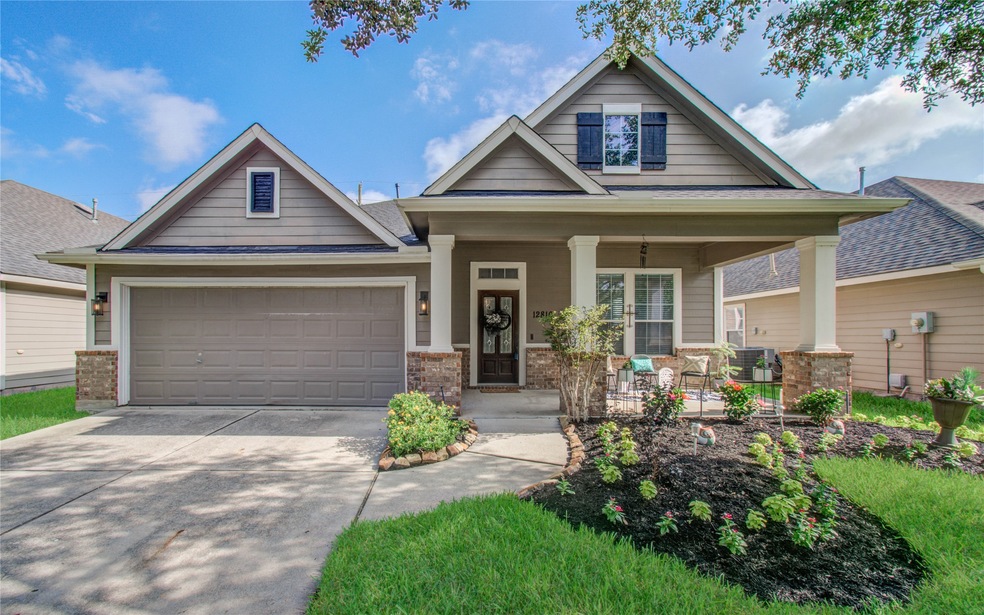 Welcome home to this meticulous story and a half in Villages of Northpointe. With a dramatic entryway, this split floor plan will be hard to forget.