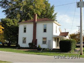 302 E Marks St, Swayzee, IN 46986 - photo 1