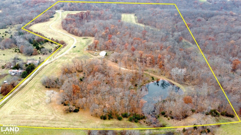 15966 Pine Trail, Unionville, MO 63565 - photo 1