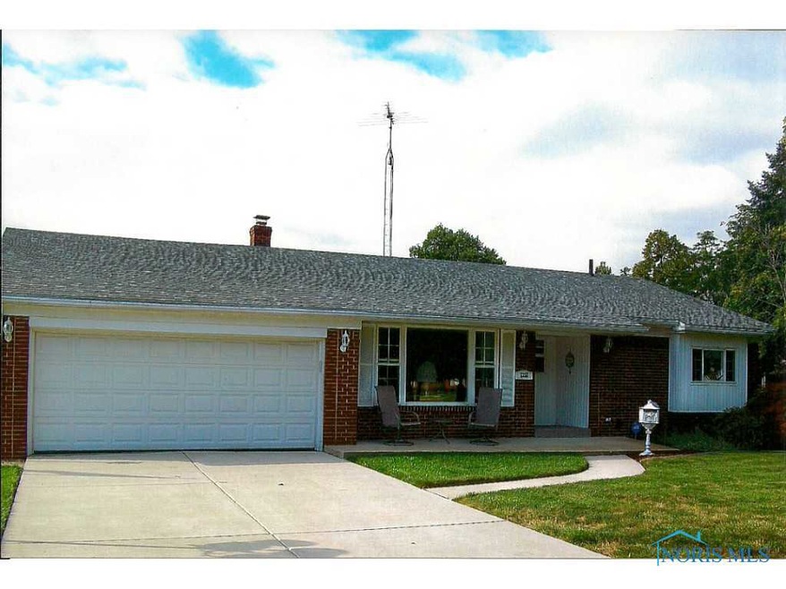 2252 101st St, Toledo, OH 43611 - photo 1