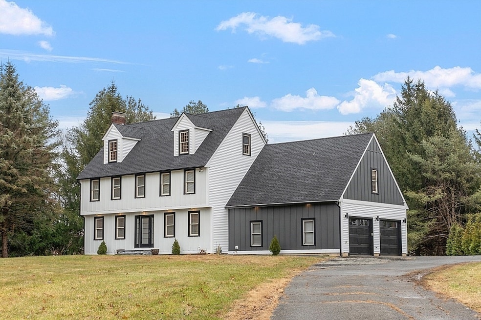 22 Coleman Rd, Groveland, MA 01834 - photo 1