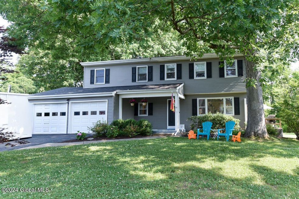 49 Parkwyn Dr, Delmar, NY 12054 - photo 1