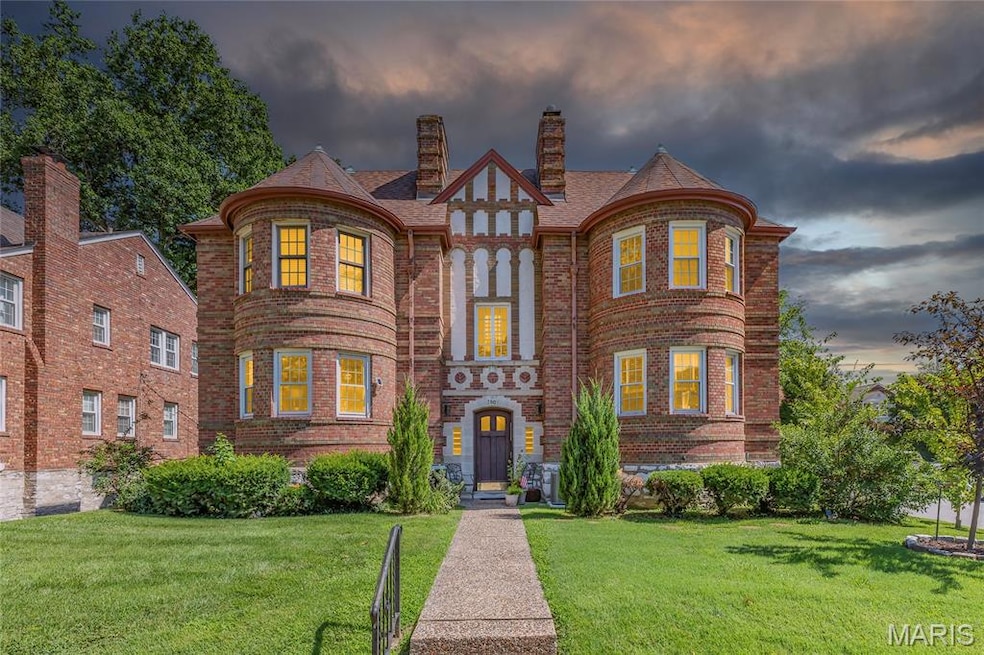 Pending $275,000 • Co-Listing Agent