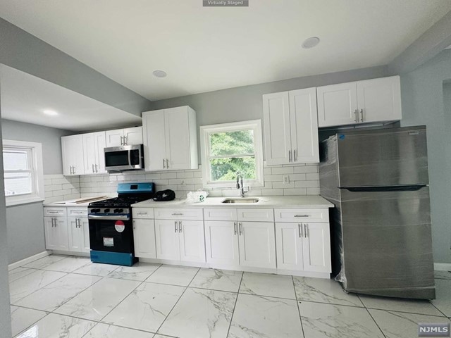 39 Park St unit 1, Little Ferry, NJ 07643 - photo 1