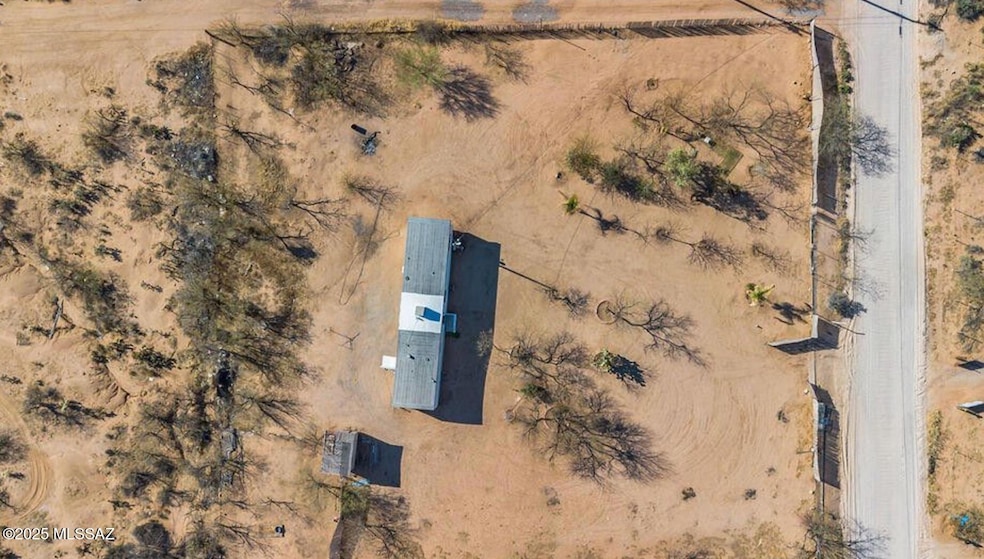 8175 S Alice Vail Ln, Tucson, AZ 85736 - photo 1