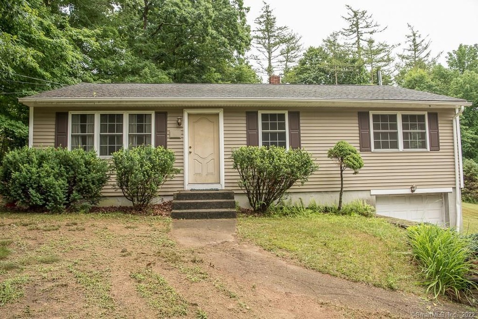 151 Stone Bridge Rd, Woodstock, CT 06281 - photo 1