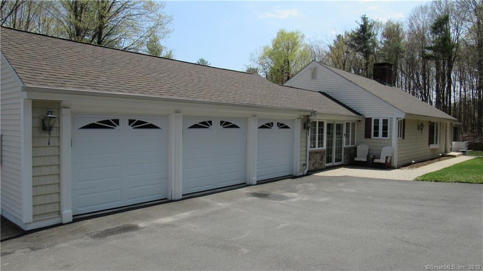 Exterior Front/3 car garage