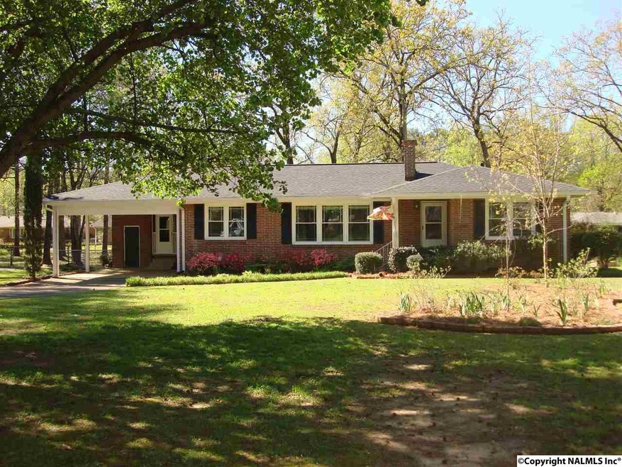 1218 Alcott Rd, Gadsden, AL 35901 - photo 1