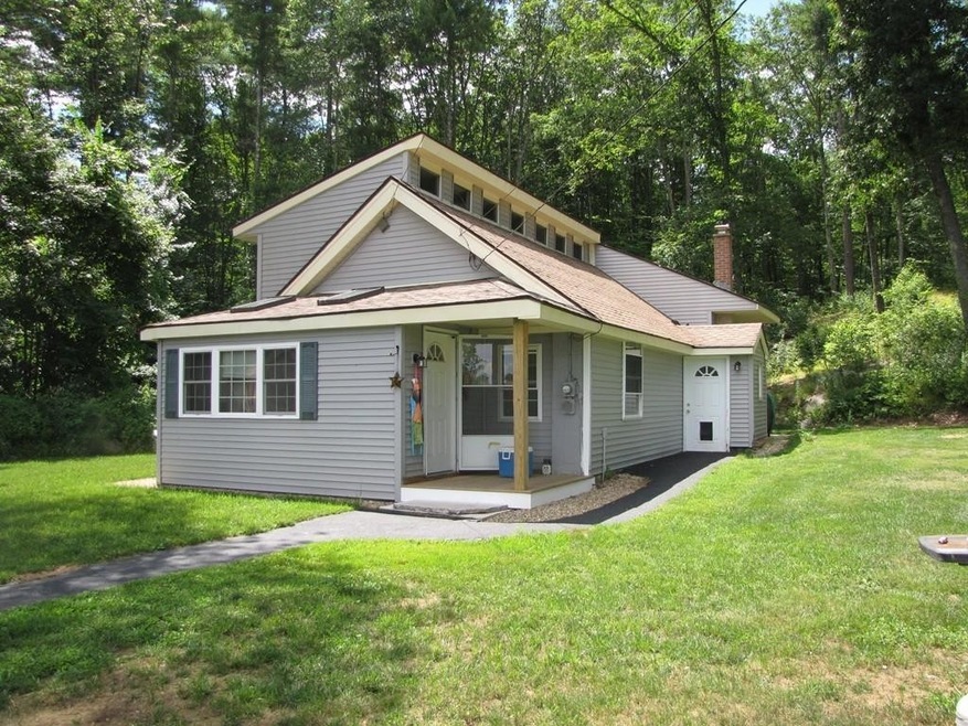 294 Howe St, East Brookfield, MA 01515 - photo 1