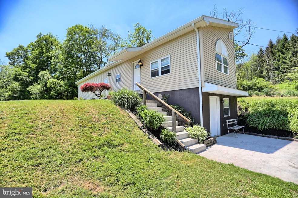 60 Hope Rd, New Bloomfield, PA 17068 - photo 1