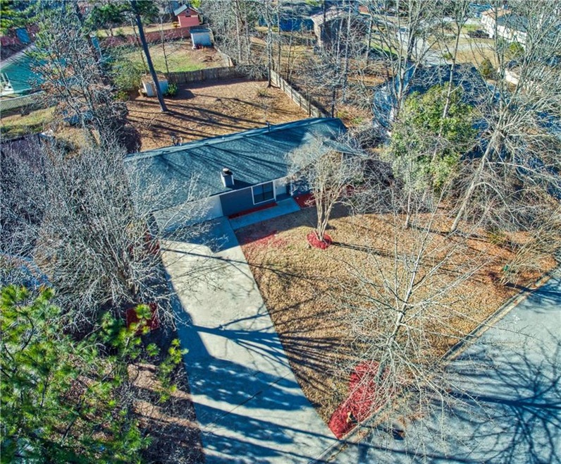 8495 Big Cedar Ct unit 2, Riverdale, GA 30274 - photo 1