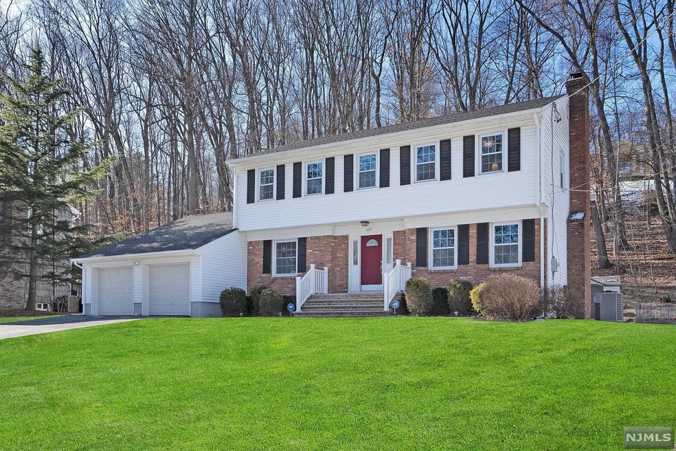 682 Kennedy Dr, Township of Washington, NJ 07676 - photo 1