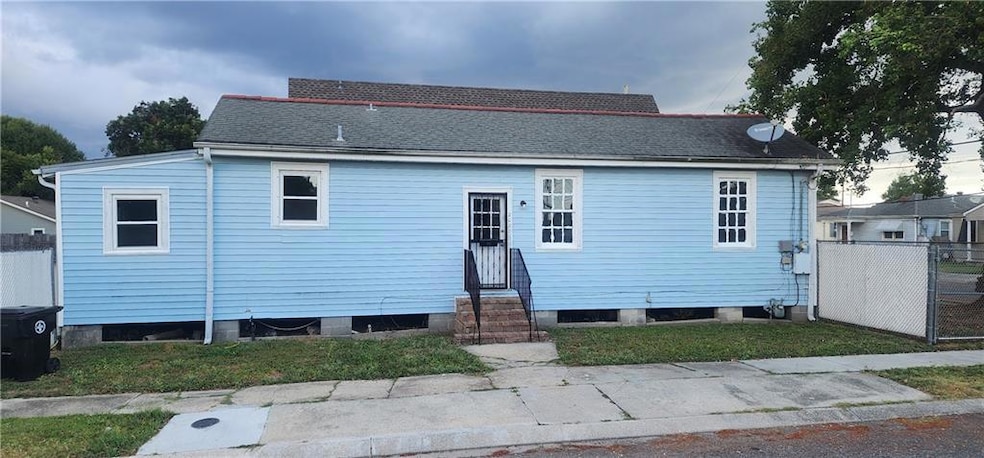 For Rent $1,200/month