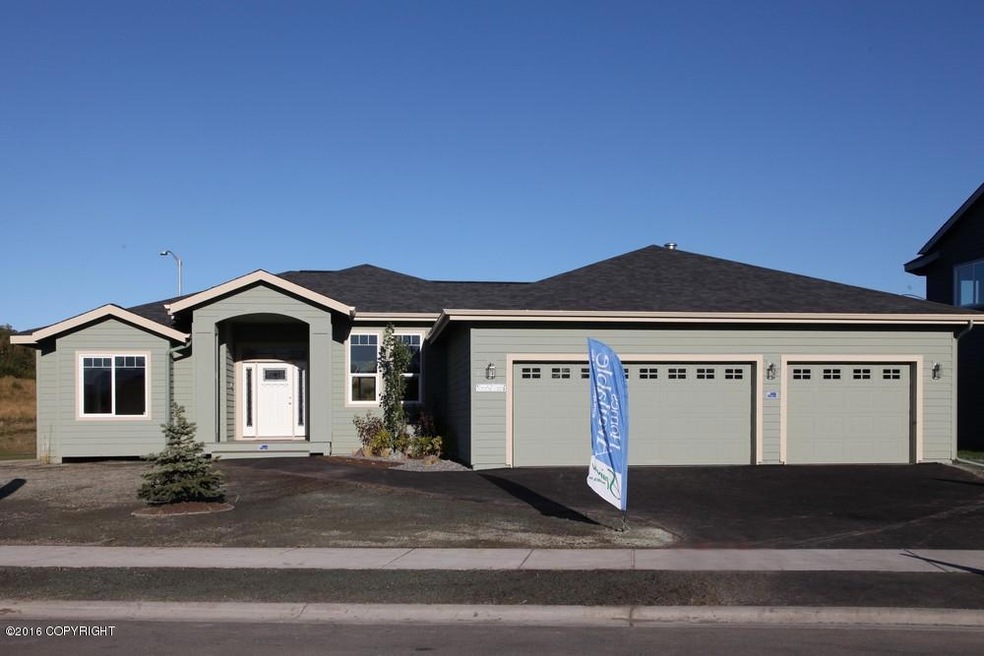Photo Similar / Exterior view of home