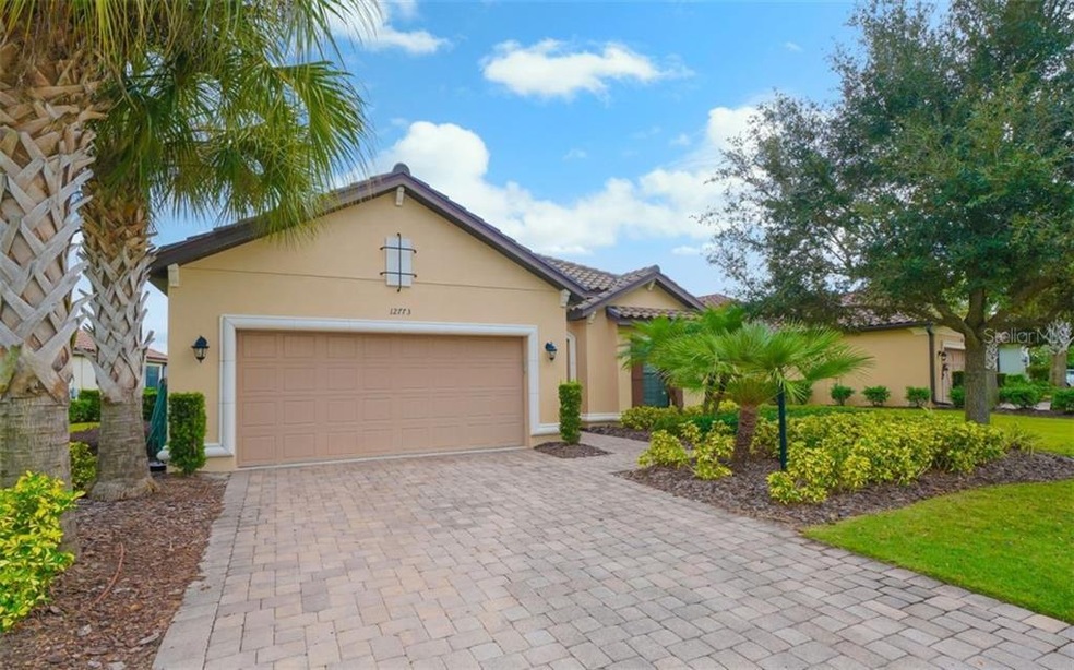 Lakefront Home in Sought after Esplanade