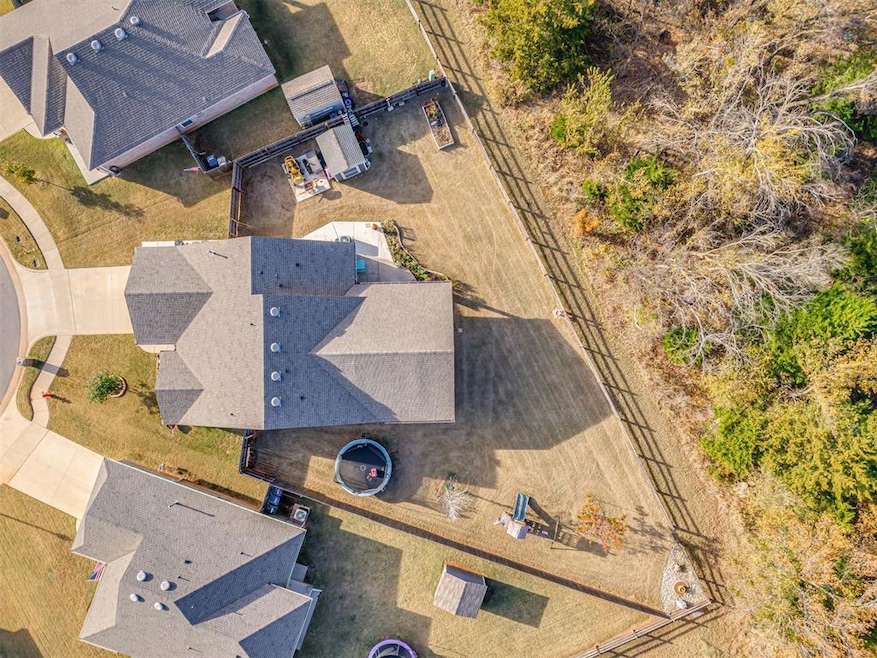 For Sale $325,000 • Co-Listing Agent