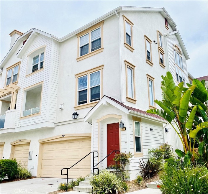 795 Harbor Cliff Way unit 203, Oceanside, CA 92054 - photo 1