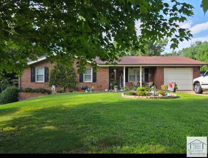 175 Applegate Ln, Bassett, VA 24055 - photo 1