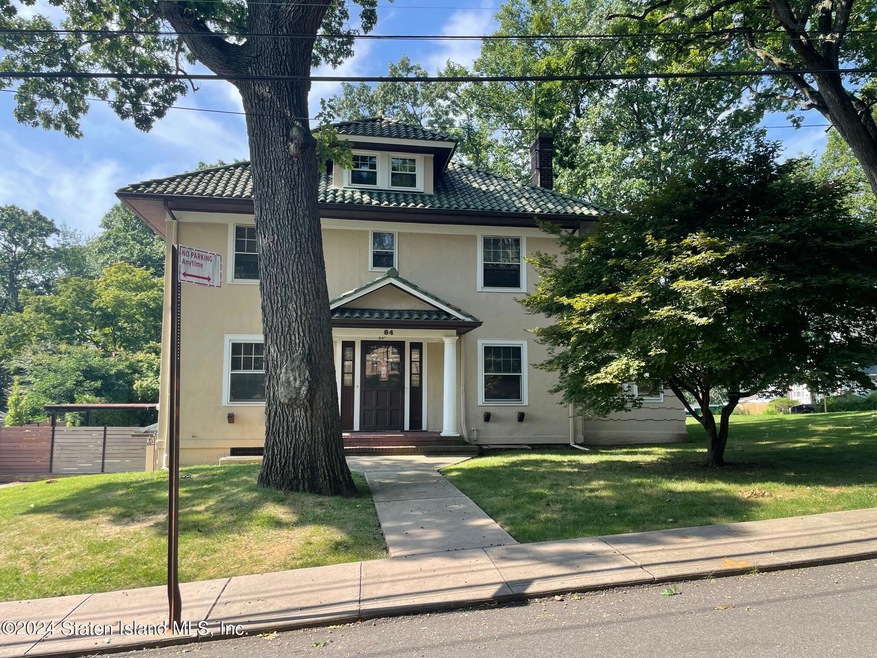 84 Campus Rd 2